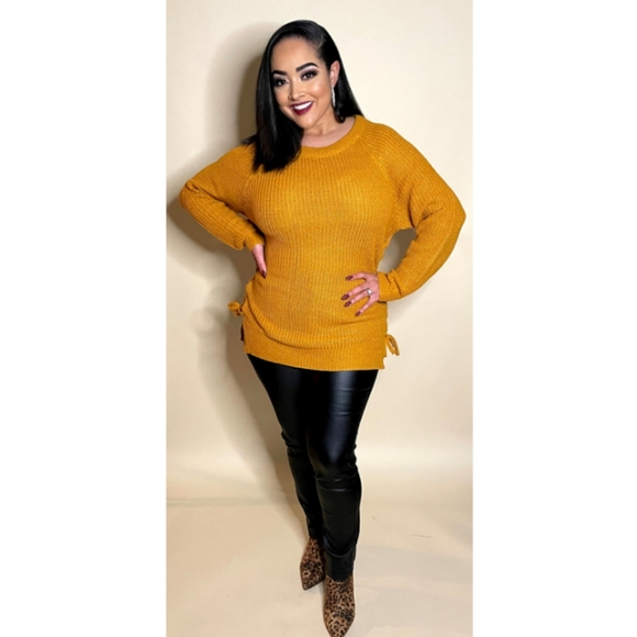 1 LEFT | SIZE S | "Honey" Mustard Sweater - Picture 2 of 3